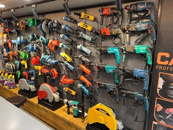 Commercial Equipment & Tools