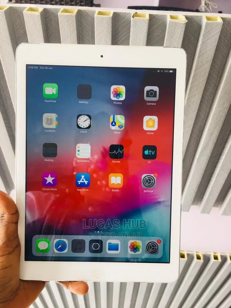 Apple iPad Air 64 GB Silver