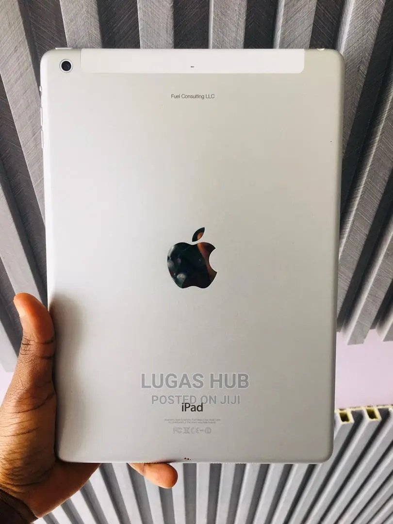 Apple iPad Air 64 GB Silver image 3