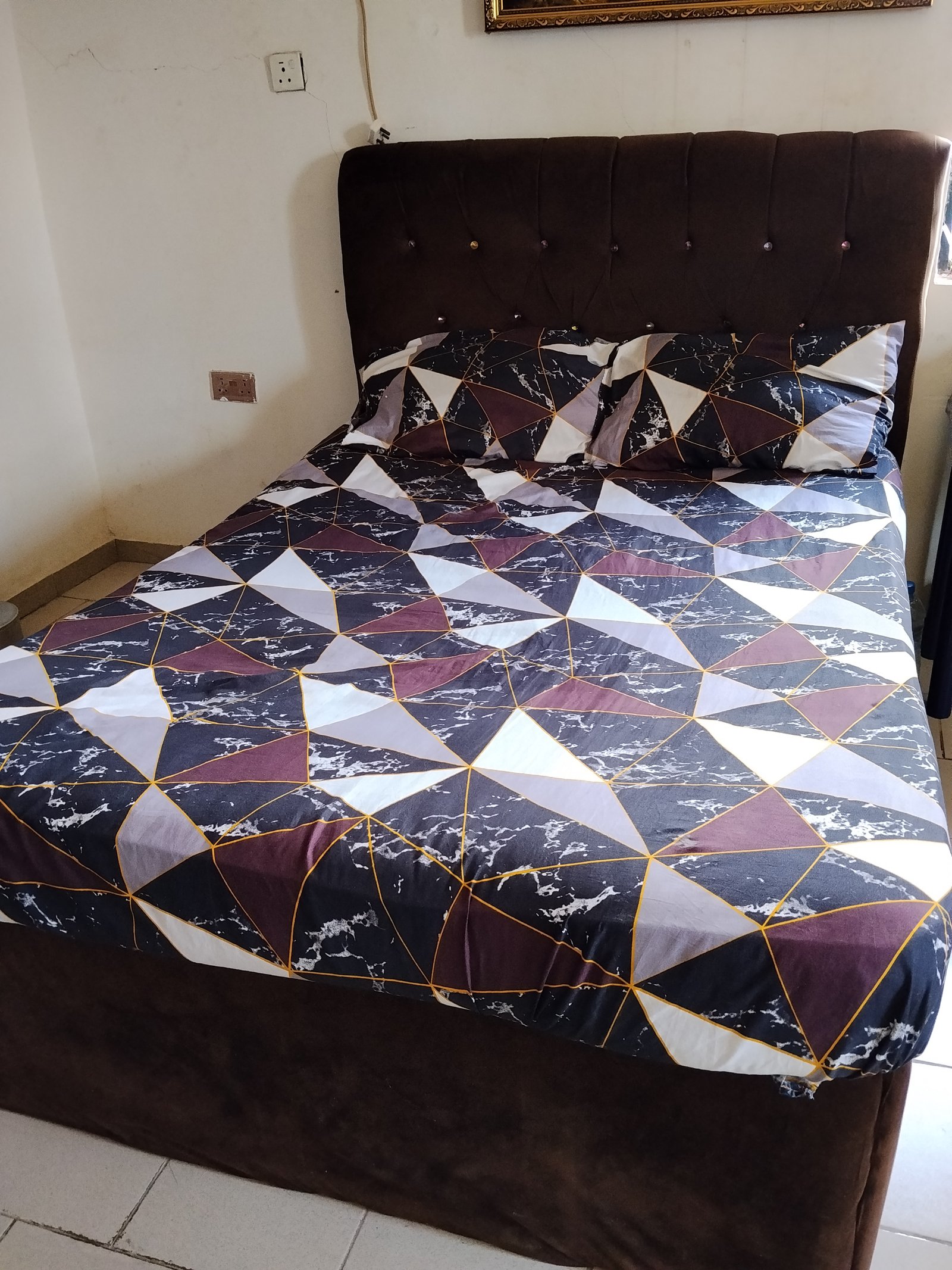 Cozy Brown Bed Frame and Mattress 4x6