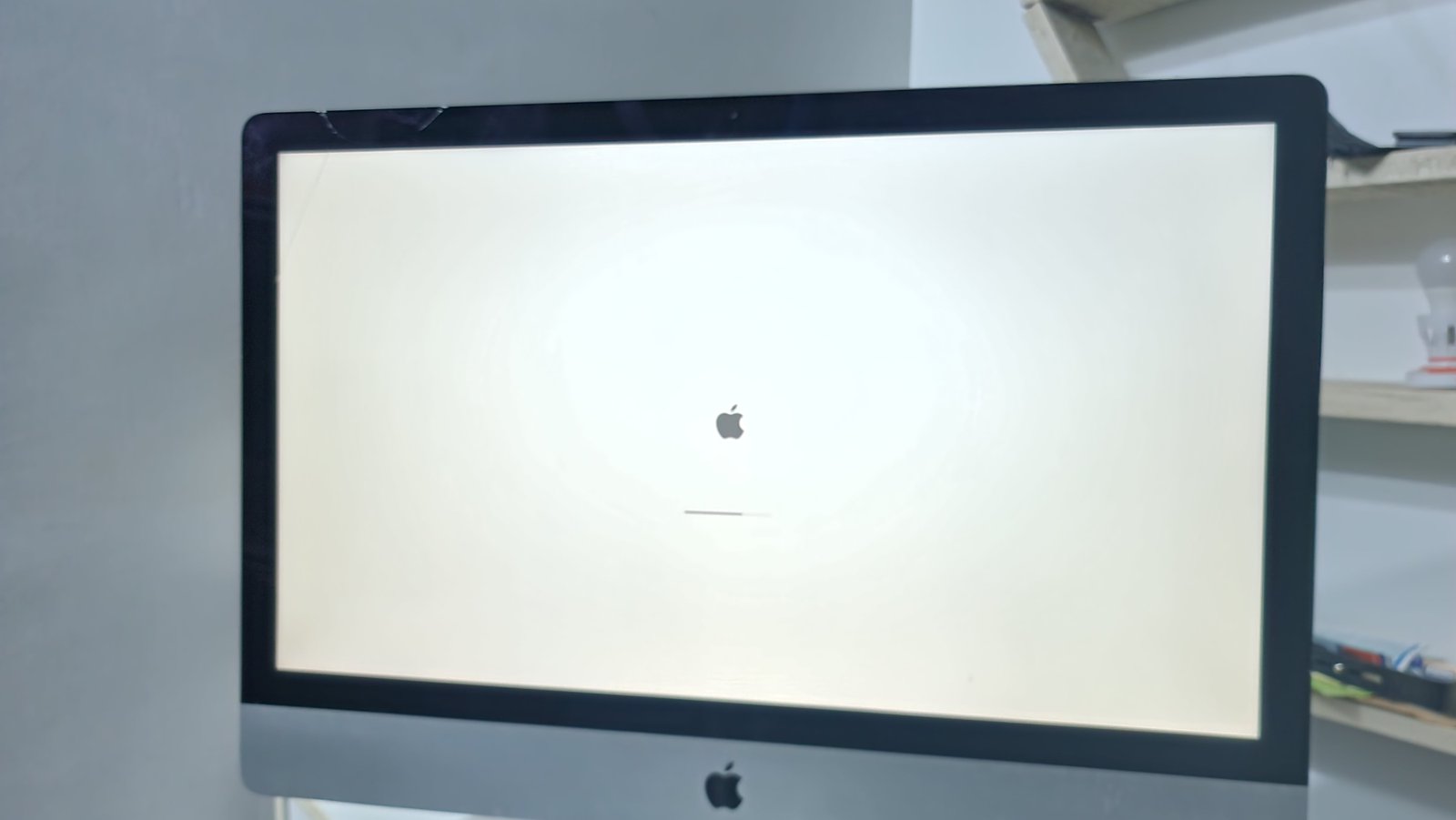 Apple iMac  Desktop All In One PC - 32GB Intel Core i7 SSD 1TB Available for Sale In Bwari, Abuja image 3
