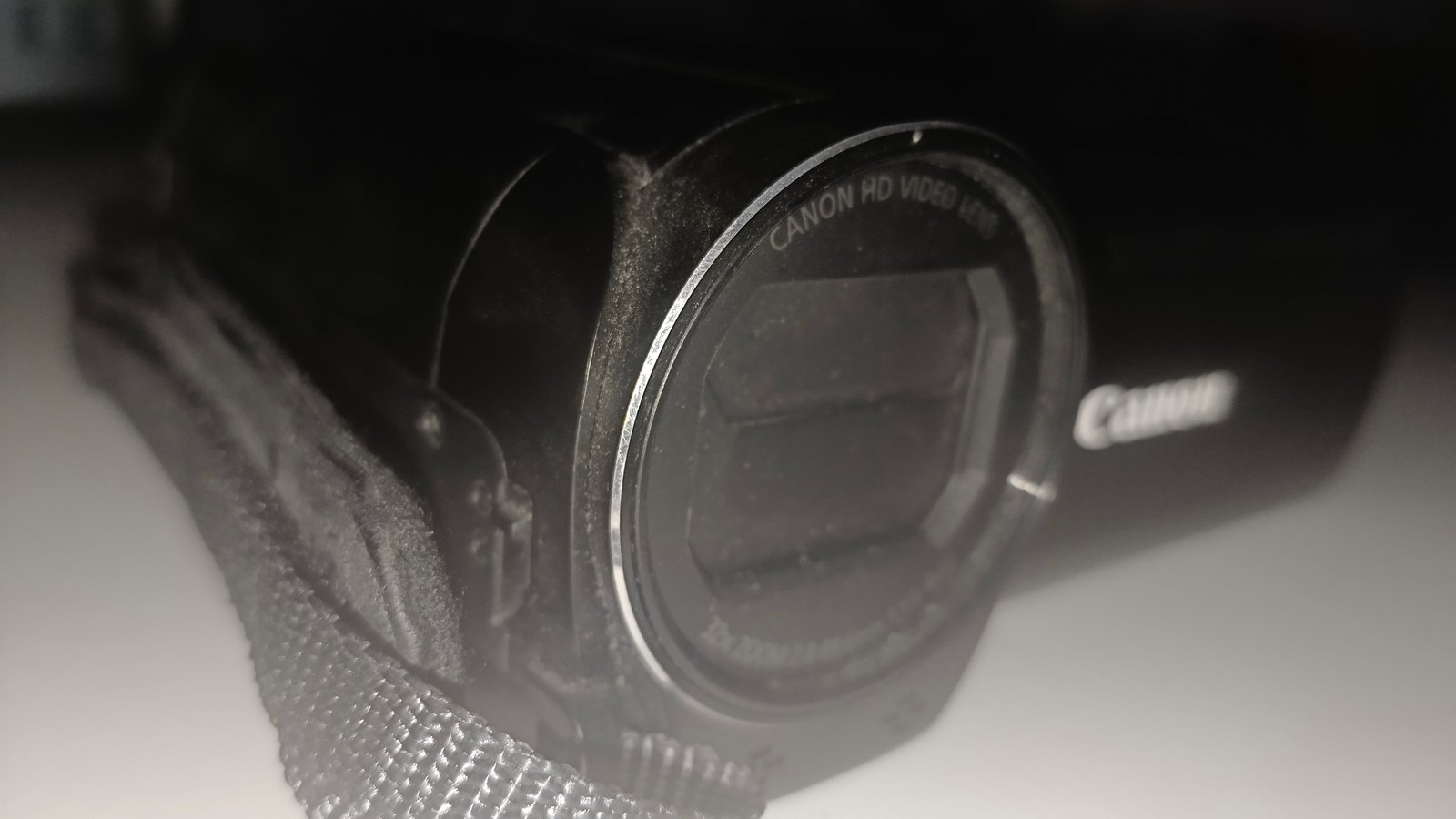 Canon Legria HFR806 FHD Camcorder For Sale In Abuja  image 2